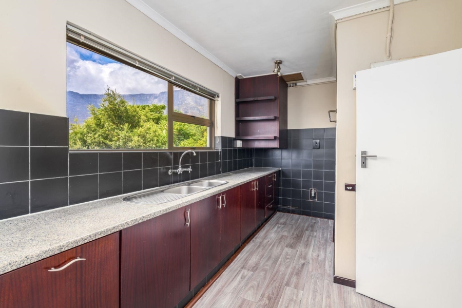 4 Bedroom Property for Sale in Tamboerskloof Western Cape